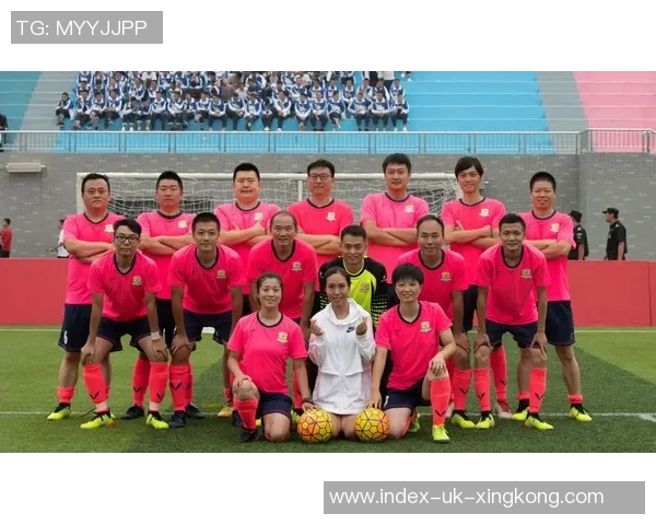 成都保利足球：奋力拼搏打造中国足球新标杆的崛起之路